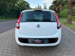 FIAT - PALIO - 2014/2015 - Branca - R$ 34.900,00