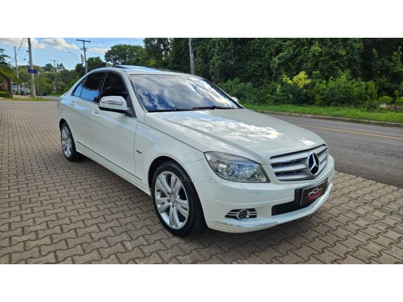 MERCEDES-BENZ - C 200 - 2008/2008 - Branca - R$ 68.000,00