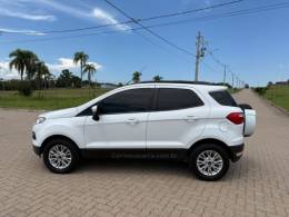 FORD - ECOSPORT - 2016/2017 - Branca - R$ 57.900,00