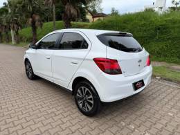 CHEVROLET - ONIX - 2013/2014 - Branca - R$ 52.900,00