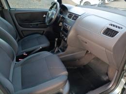 VOLKSWAGEN - FOX - 2010/2011 - Cinza - R$ 37.900,00