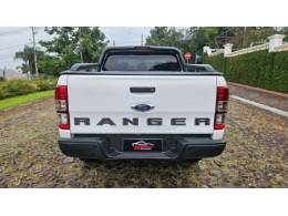 FORD - RANGER - 2020/2021 - Branca - R$ 169.900,00