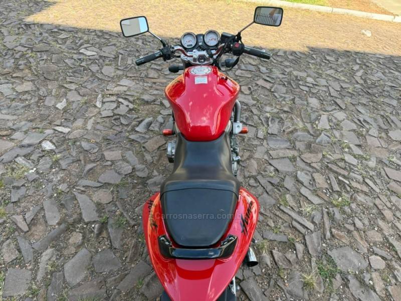 HONDA - CB 600F - 2005/2005 - Vermelha - R$ 34.900,00