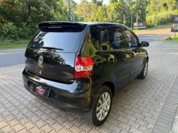 VOLKSWAGEN - FOX - 2009/2010 - Preta - R$ 27.900,00