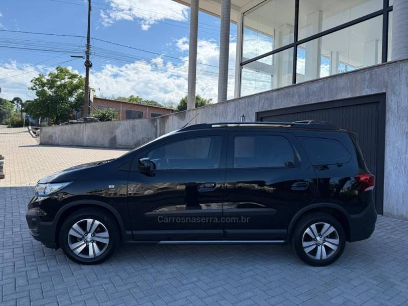 CHEVROLET - SPIN - 2019/2019 - Preta - R$ 77.900,00