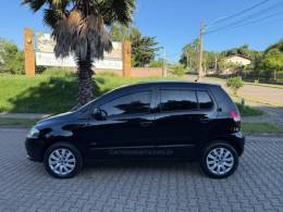 VOLKSWAGEN - FOX - 2007/2008 - Preta - R$ 31.900,00
