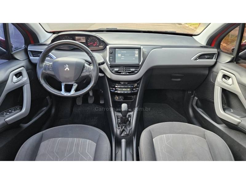 PEUGEOT - 208 - 2016/2017 - Vermelha - R$ 42.900,00