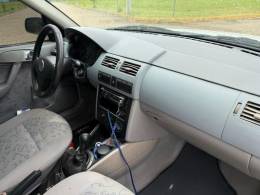 VOLKSWAGEN - GOL - 2001/2001 - Branca - R$ 22.900,00