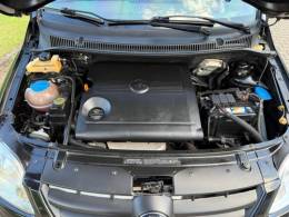 VOLKSWAGEN - FOX - 2007/2008 - Preta - R$ 30.900,00