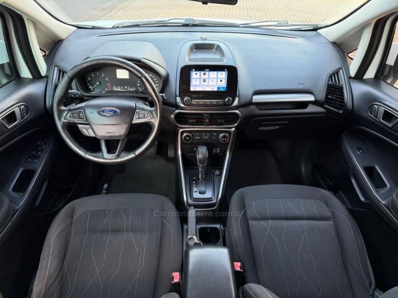 FORD - ECOSPORT - 2017/2018 - Branca - R$ 71.900,00
