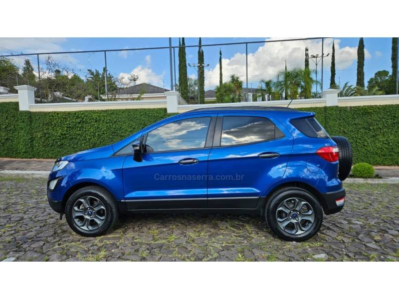 FORD - ECOSPORT - 2018/2019 - Azul - R$ 76.900,00