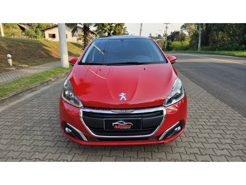 PEUGEOT - 208 - 2016/2017 - Vermelha - R$ 42.900,00