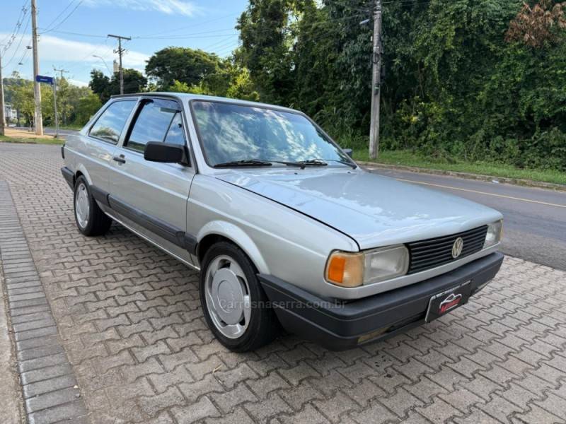VOLKSWAGEN - VOYAGE - 1991/1991 - Prata - R$ 16.900,00