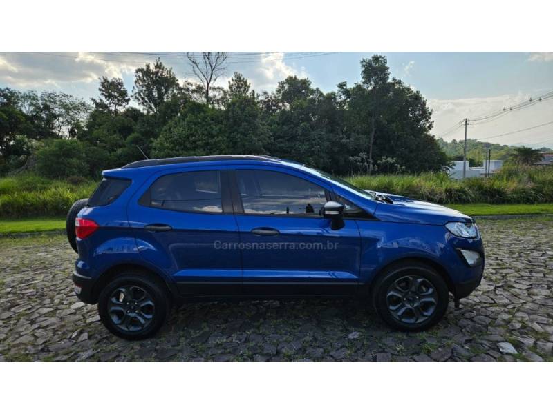 FORD - ECOSPORT - 2018/2019 - Azul - R$ 76.900,00