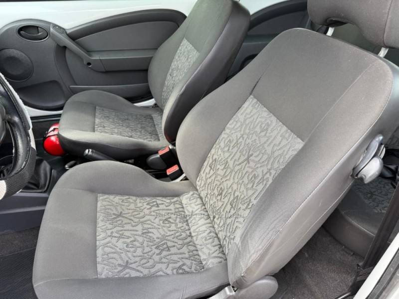 FORD - KA - 2009/2010 - Branca - R$ 20.900,00
