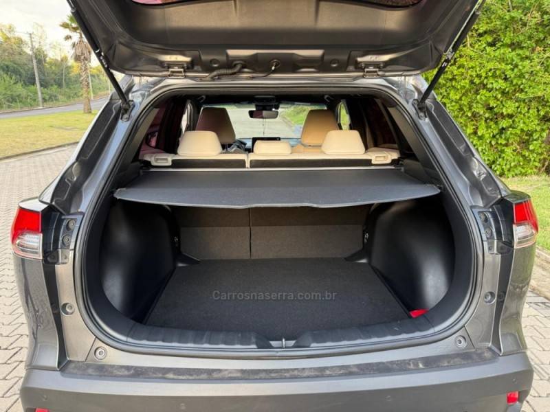 TOYOTA - COROLLA - 2022/2023 - Cinza - R$ 175.000,00