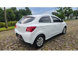 CHEVROLET - ONIX - 2019/2019 - Branca - R$ 54.900,00