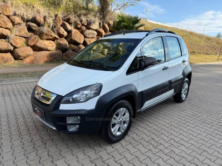 FIAT - IDEA - 2013/2013 - Branca - R$ 37.900,00