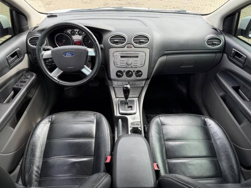 FORD - FOCUS - 2013/2013 - Branca - R$ 39.900,00