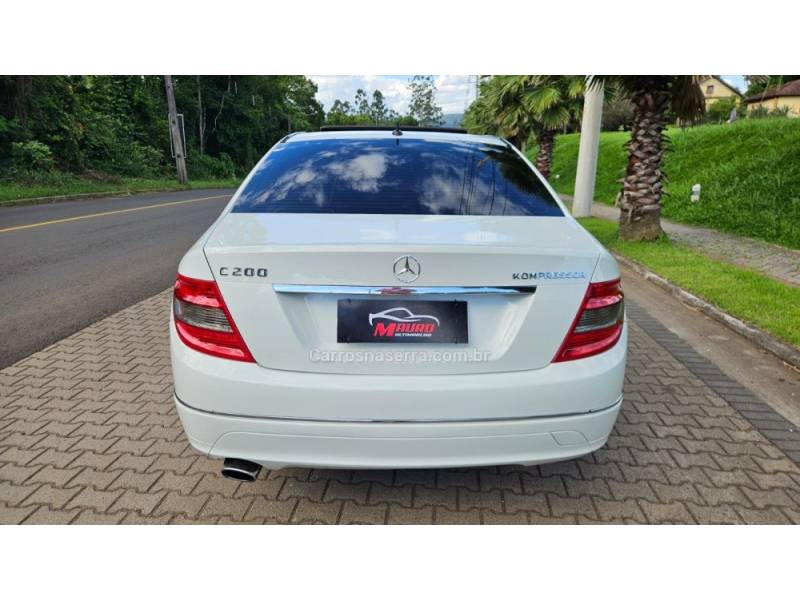 MERCEDES-BENZ - C 200 - 2008/2008 - Branca - R$ 68.000,00